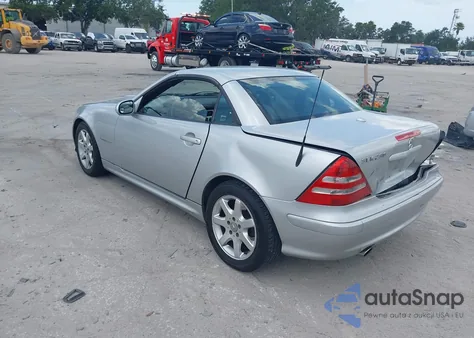 2003 Mercedes-Benz Slk 230 Kompressor из США, поврежденный, VIN WDBKK49F43F277168